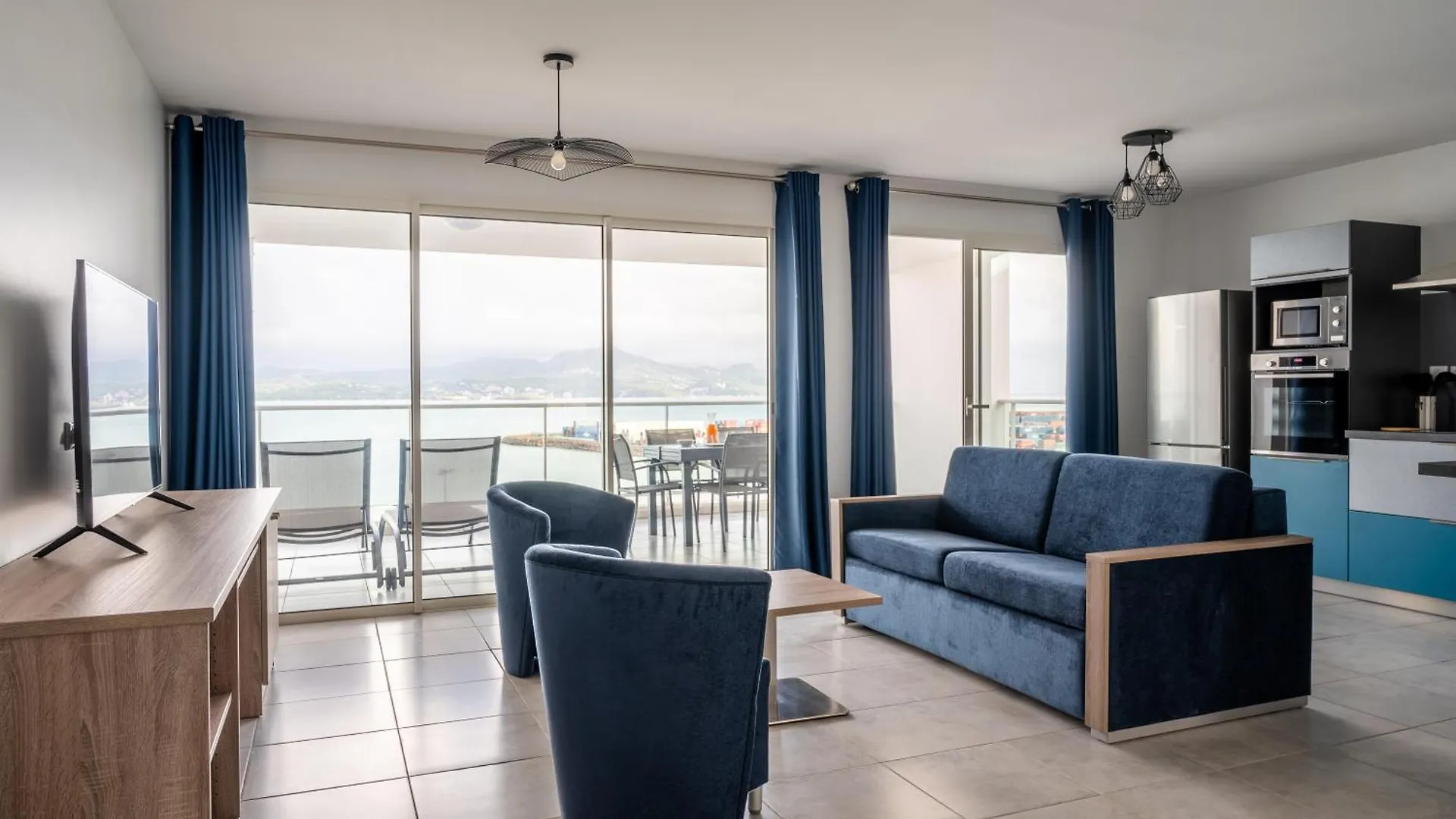 Aparthotel B&B Home Fort-De-France Marina