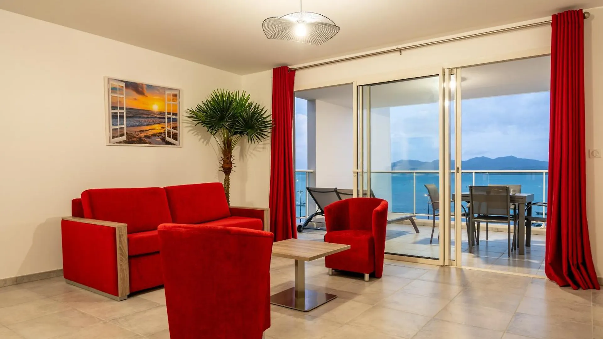 B&B Home Fort-De-France Marina Aparthotel