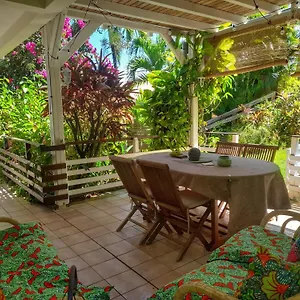 Appartement Papay Dans Fleurs Des Iles